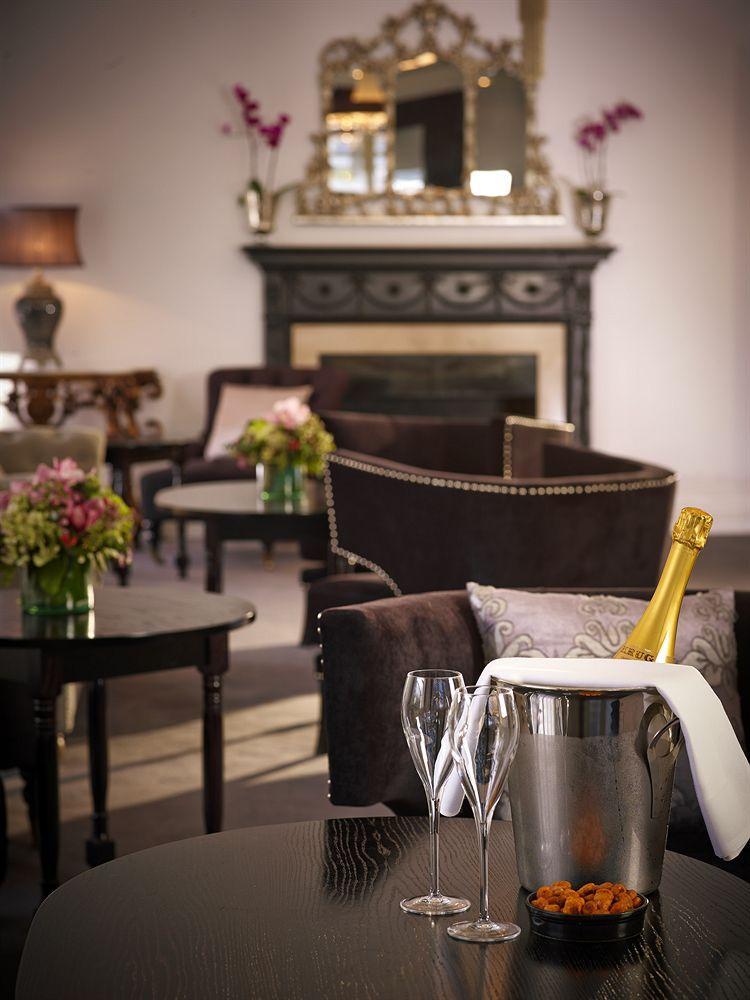 Paddocks House Hotel Нюмаркет Екстериор снимка